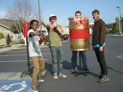 Disc golf course A 9-hole disc golf course created from upcycled materials.