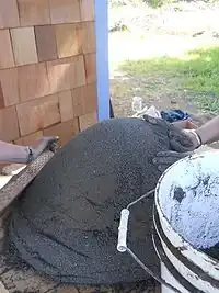 Fig.11 Creating a sand dome will give the first oven layer support while it dries