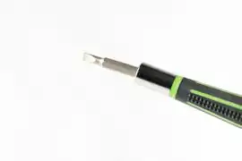 Small screw driver